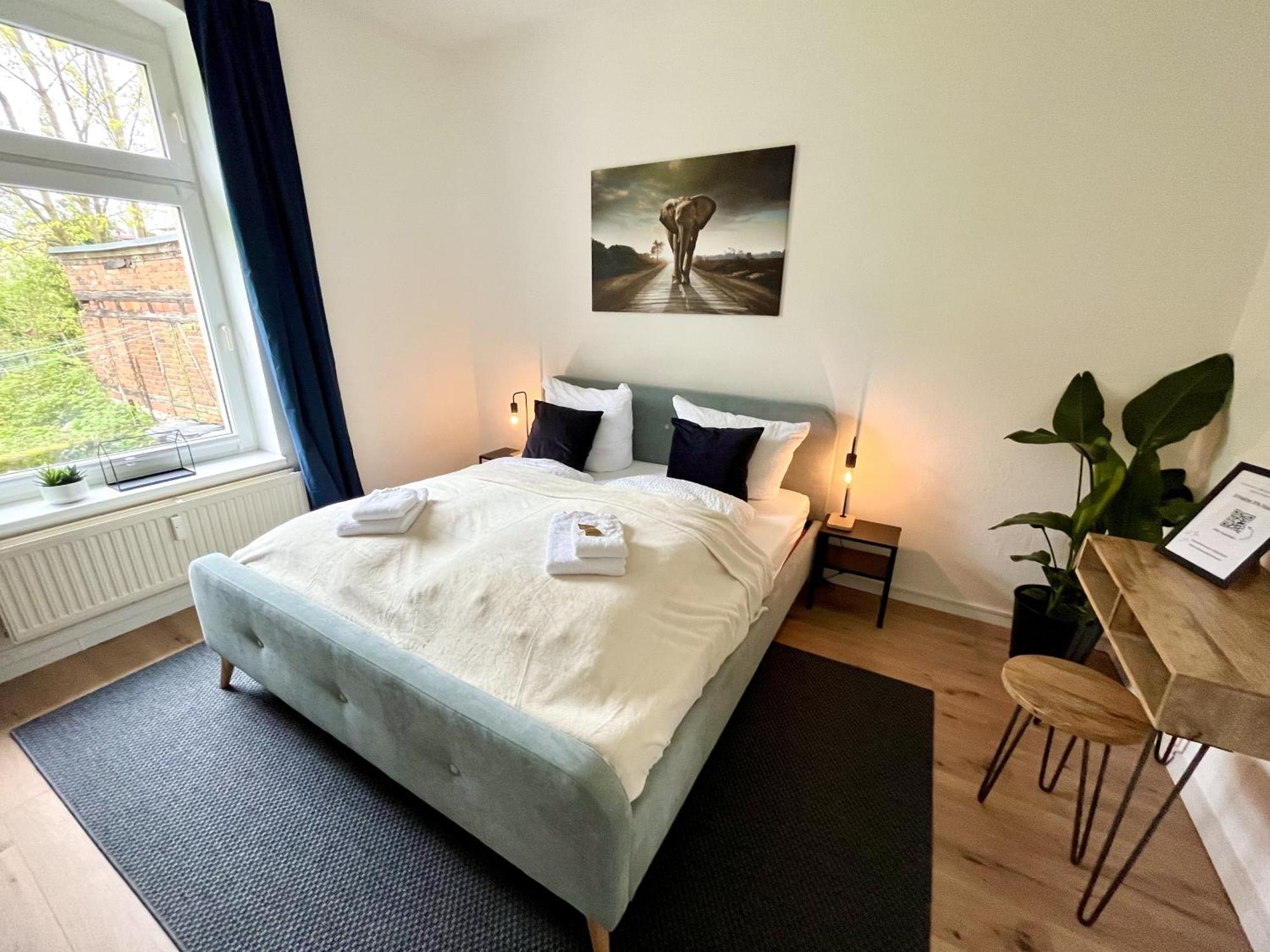 Endless: Studio Mit Netflix + Workstation Im Zentrum Schwerin (Mecklenburg-Vorpommern) Exterior foto